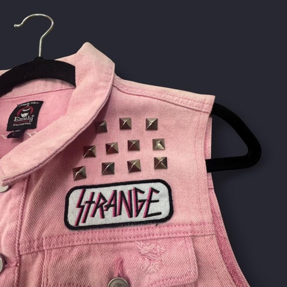DOLLS KILL X EMILY THE STRANGE - STAY STRANGE DENIM VEST - Picture 2 of 7